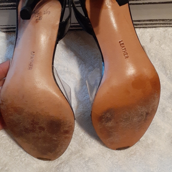 Shoes - Picture 3 of 4